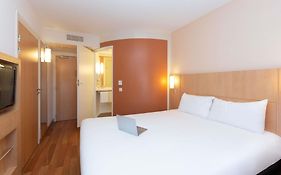 Ibis Lyon Est Chaponnay